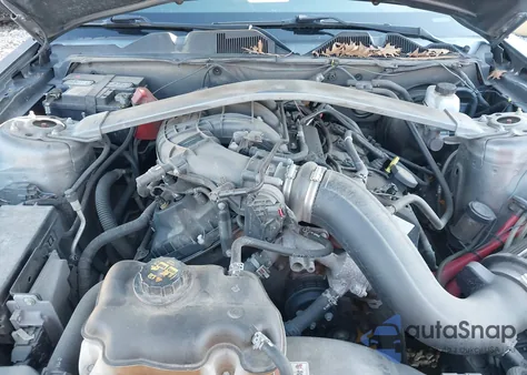 2013 Ford Mustang V6 z USA, uszkodzony, nr VIN 1ZVBP8AMXD5250789